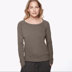 James Perse Standard Cropped Raglan Pullover Sweatshirt-Style Top